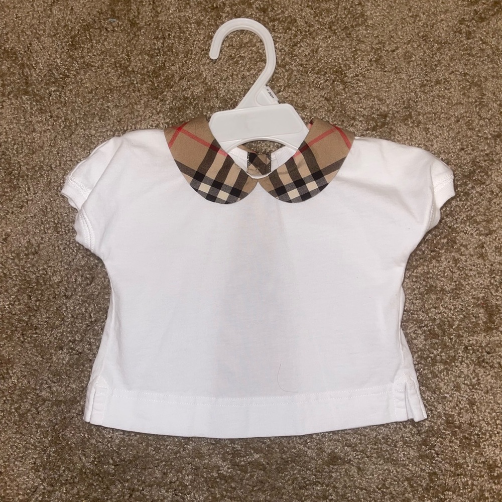 Burberry blouse for babygirl. Size 6 months